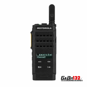 Motorola MOTOTRBO SL500e radio portátil con pantalla y controles táctiles