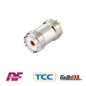 Adaptador UHF hembra a hembra PL-258 RF Industries y TCC